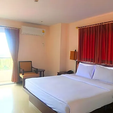 นริส อาร์ท โฮเทล 3* Pattaya