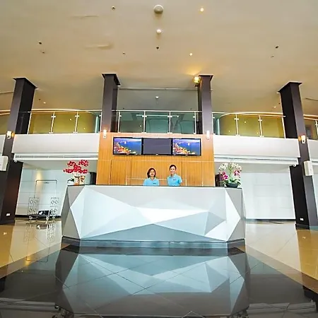 โฮเท็ล ซีเล็คชั่น พัทยา โรงแรม 4*
