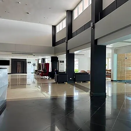 โฮเท็ล ซีเล็คชั่น พัทยา โรงแรม Pattaya