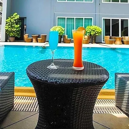 โฮเท็ล ซีเล็คชั่น พัทยา โรงแรม Pattaya