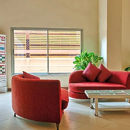 Eastiny Plaza Hotel 3*