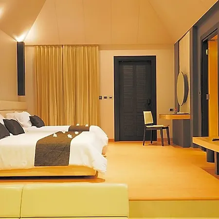 Long Garden & Pavilions โรงแรม 5*