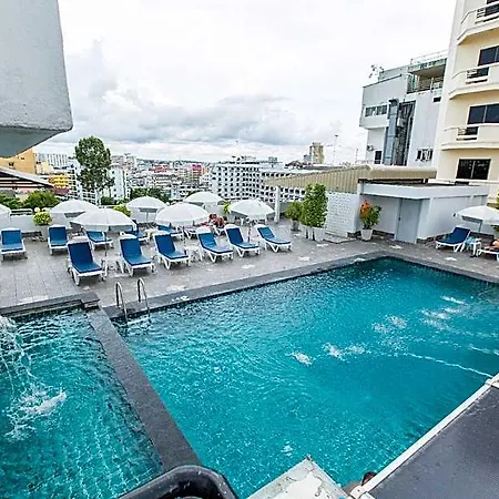 Hotel Flipper House - Sha Extra Pattaya
