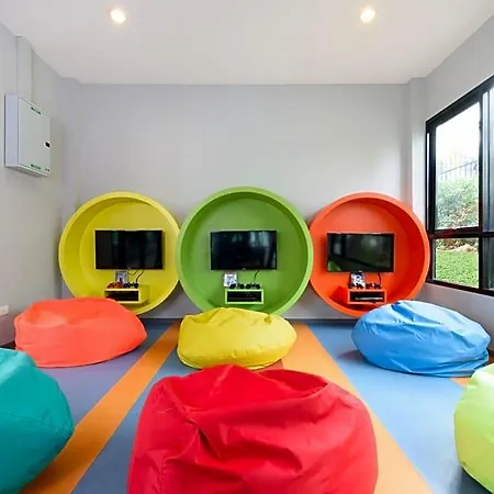 Fx Hotel