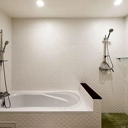 Fx Hotel