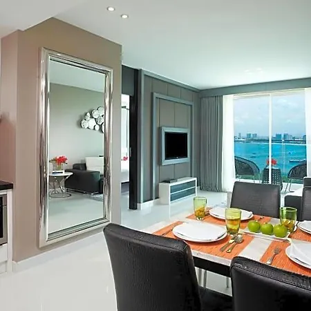 Amari Residences โรงแรม Pattaya