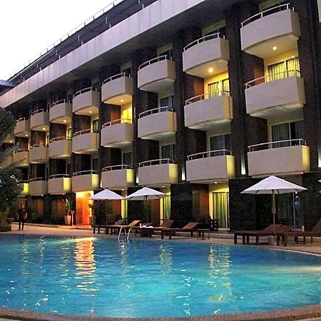 บารอน บีช 4* Pattaya