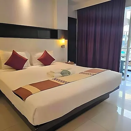 บารอน บีช โรงแรม 4*