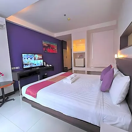 บารอน บีช โรงแรม Pattaya
