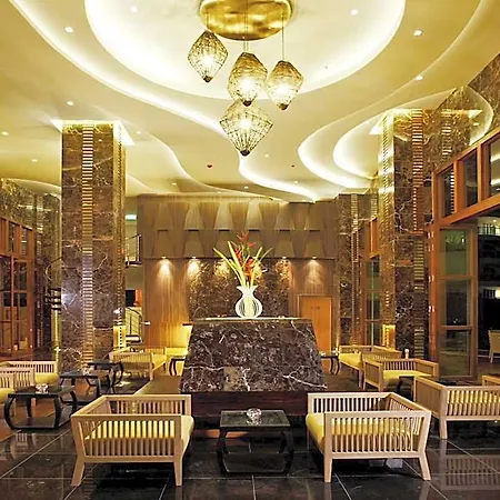 Centara Nova Hotel 4*