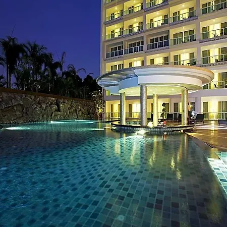 Centara Nova Hotel