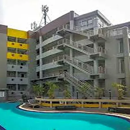 โรงแรมอีสท์ตินี่ โรงแรม Pattaya