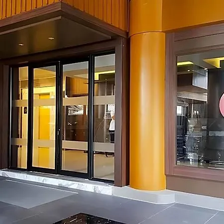 โรงแรมอีสท์ตินี่ โรงแรม Pattaya
