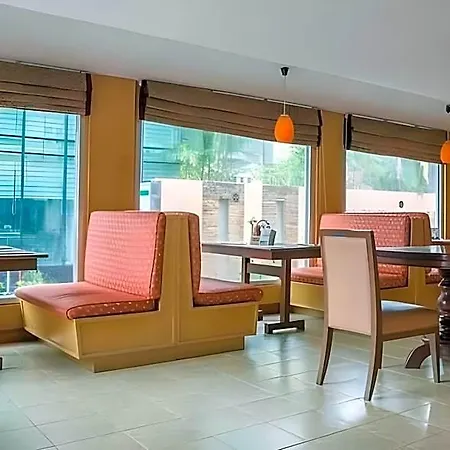 Eastiny Bella Vista Hotel Pattaya