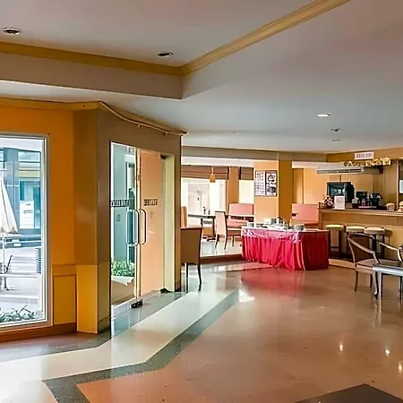 Eastiny Bella Vista Hotel