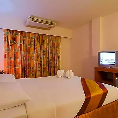 Hotel Eastiny Bella Vista Pattaya