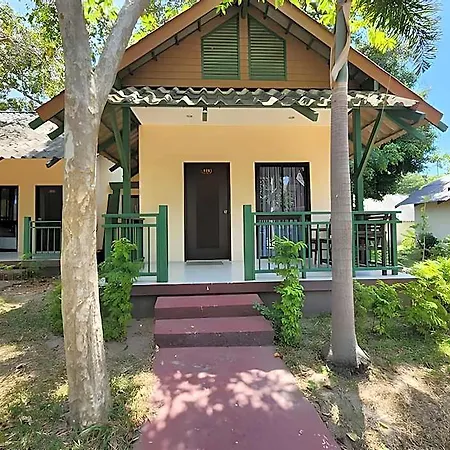 Garden Hotel 3*
