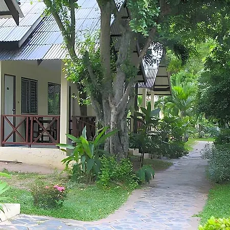 Garden 3*