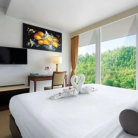 โรงแรม ไอยรา พาเลส Pattaya
