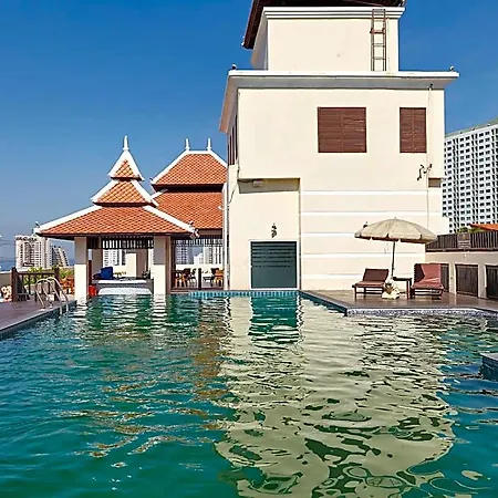 ไอยรา พาเลส โรงแรม