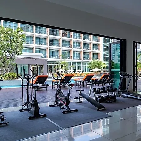 โรงแรม J Inspired 4*