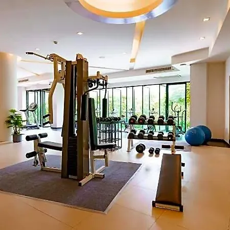 โรงแรม J Inspired 4*