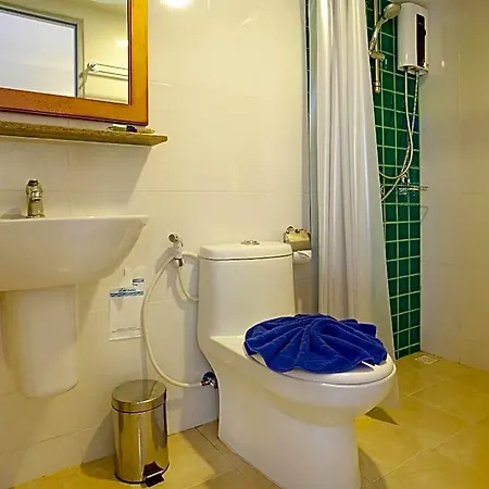 Holidays Hotel