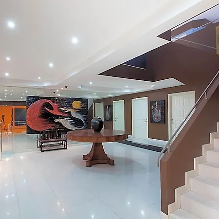 Villa Sharrow Bay Pattaya