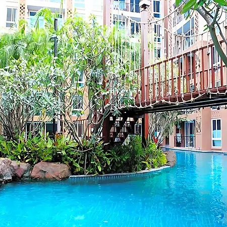 Hotel Atlantis & Water Park By The Sea Pattaya