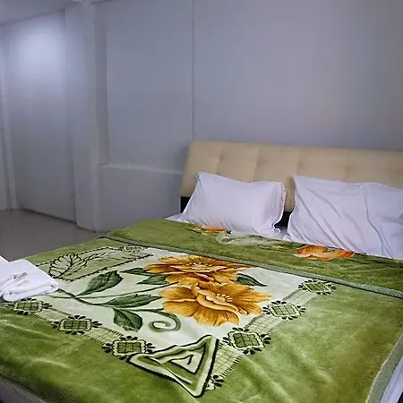 Hotel Oyo 75414 Kjs Pattaya