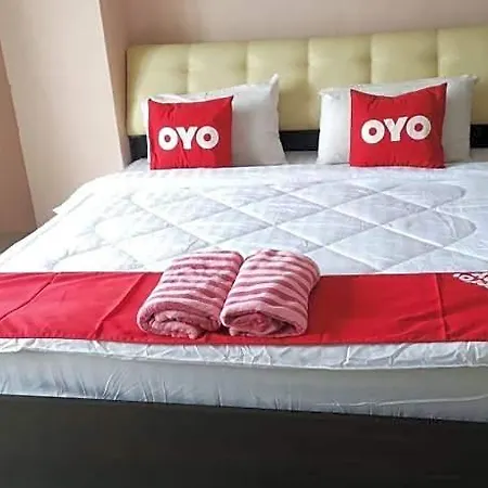 Oyo 75414 Kjs Hotel