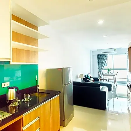 อพาร์ตโฮเทล G Pattaya