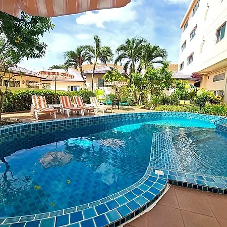 Aparthotel Butterfly Garden Boutique Residences: Luxury & With Full Amenities