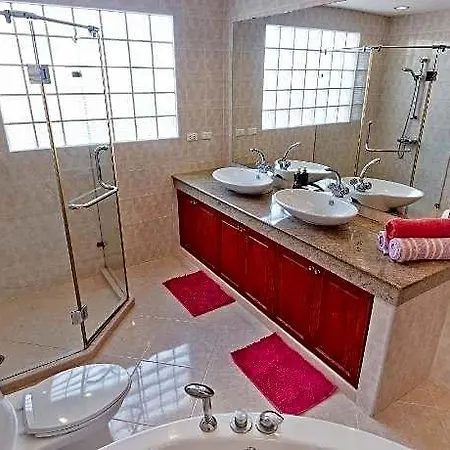 Butterfly Garden Boutique Residences: Luxury & With Full Amenities