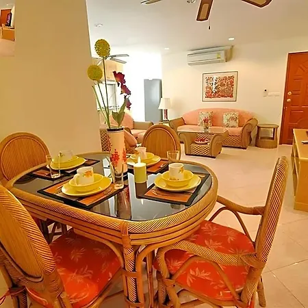 Butterfly Garden Boutique Residences: Luxury & With Full Amenities Pattaya