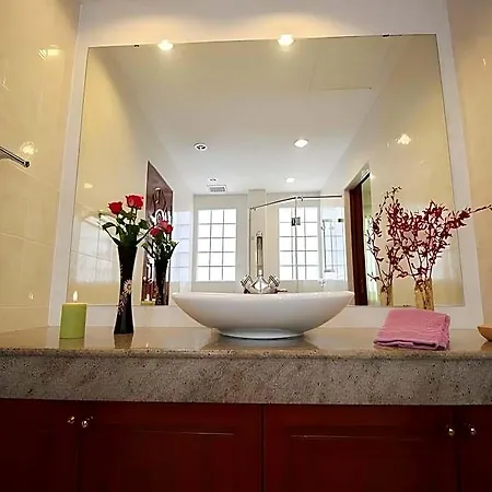 Butterfly Garden Boutique Residences: Luxury & With Full Amenities Aparthotel Pattaya