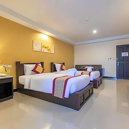 โรงแรม The Grand Day Night Pattaya