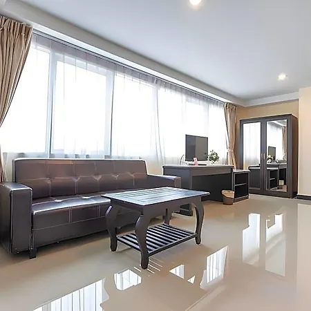 The Grand Day Night Pattaya