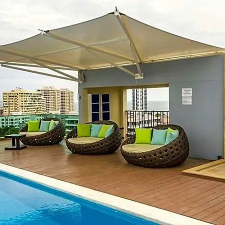 โรงแรม Unique Regency 4*