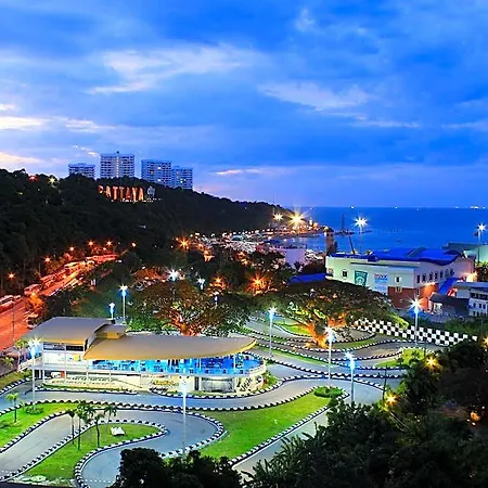 อพาร์ตโฮเทล The Monaco 2*