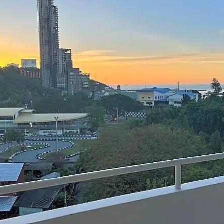 อพาร์ตโฮเทล The Monaco Pattaya