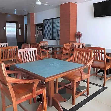 Charlie Place Hotel Pattaya