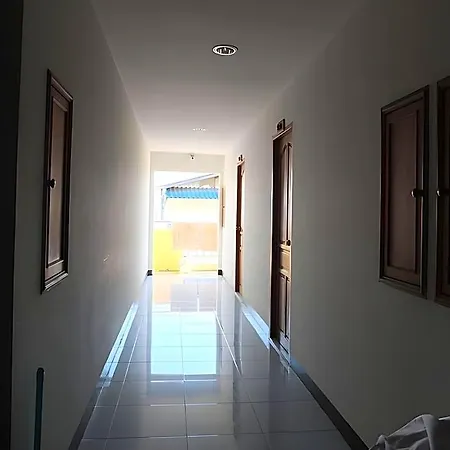 Charlie Place Hotel