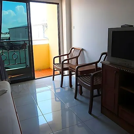 Hotel Charlie Place 3*