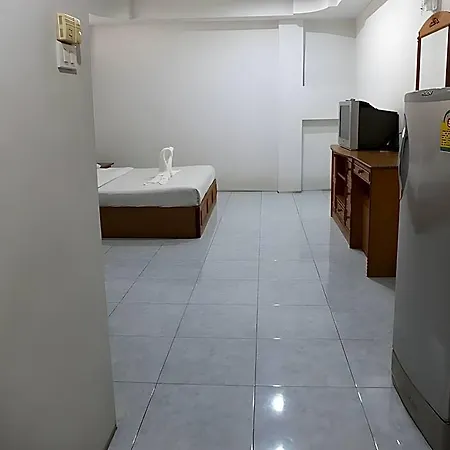Charlie Place Hotel Pattaya