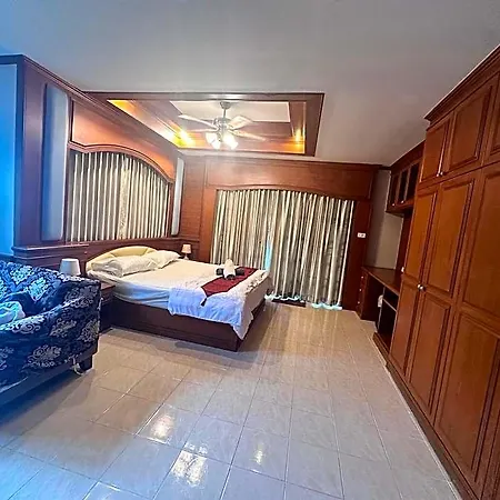 Hotel Arm Casa Pool Pattaya