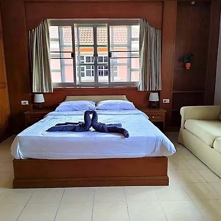 Hotel Arm Casa Pool 4*