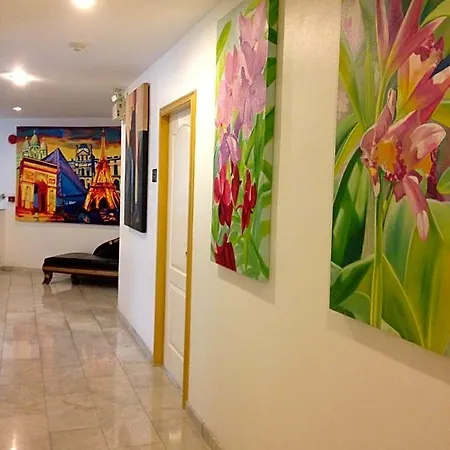 อพาร์ตโฮเทล Mosaik Pattaya