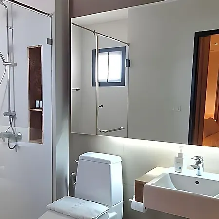 โรงแรม W14