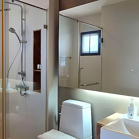 โรงแรม W14 3*
